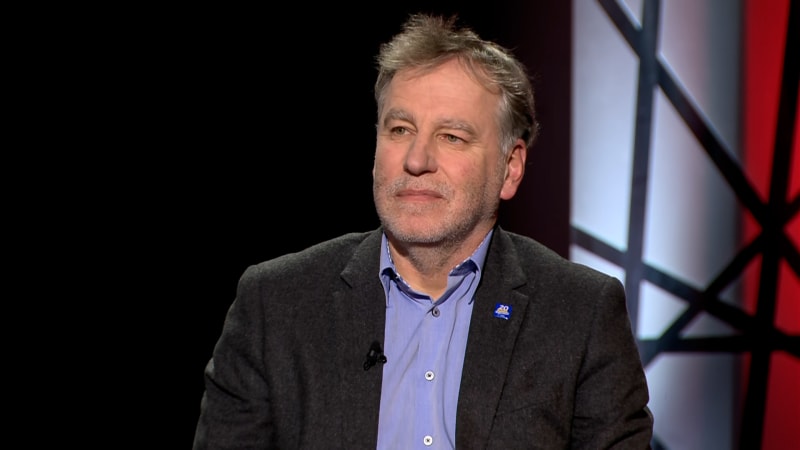 Absurdně levný benzín? Nad výroky europoslance za TOP 09 kroutí hlavou i zástupci ODS