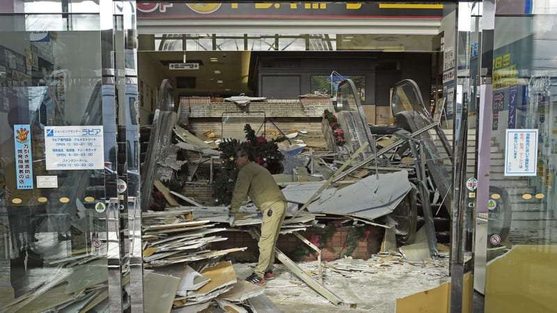 Silné zemětřesení zasáhlo Japonsko: Zemi opět hrozil úder vln tsunami