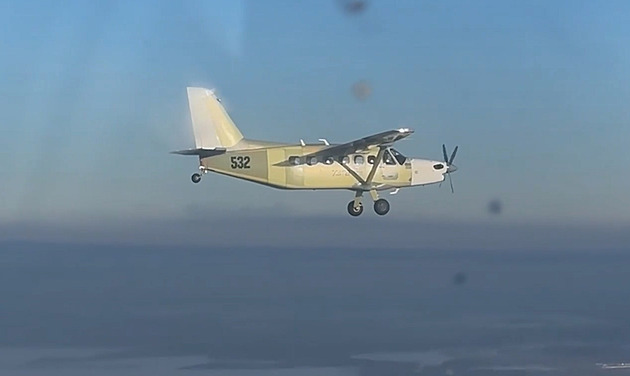 Rusko se pochlubilo ryze vlastní leteckou technologií. Jen si spletlo století