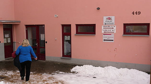 Skončí přebíhání náměstí na veřejné toalety, muzeum konečně dostane své