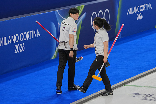 Trapná chyba rozhodčích. Vyhlásili vítěze, i když curleři mohli zápas ještě otočit