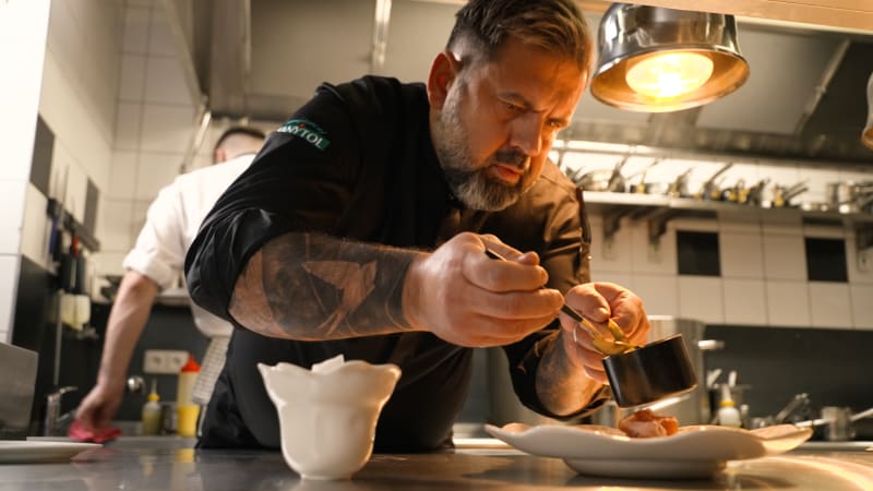 Šéfkuchař Kašpárek: První roky jsem se hvězdou užíral. České gastro se z totality oklepalo