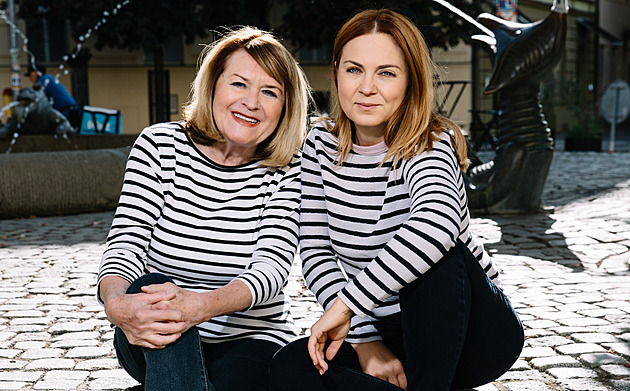 Máma je ostrá. Politikům dává přezdívky, říká Wolfová o Filipovské