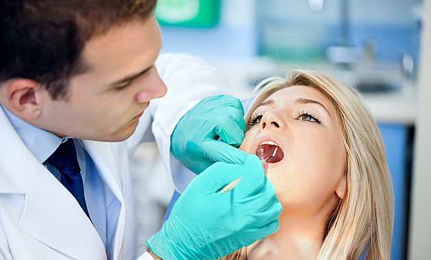 První, na co se zubař ptá, je podpora, vadí městu. Pro nové lékaře má až milion