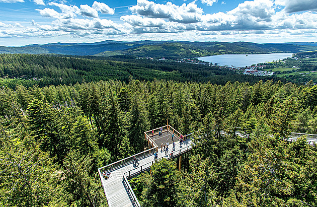 Lanovky, boby i vyhlídky. Horská střediska investovala přes miliardu do letní sezóny