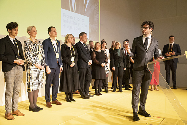 Rozchod na magistrátu. Pražští lidovci spojili síly s Prahou sobě, mají tři místa