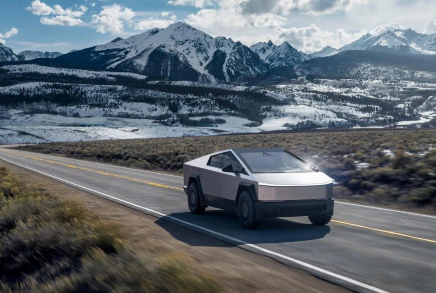 Tesla hasí obří průšvih Cybertrucku: některým modelům odpadávají kola