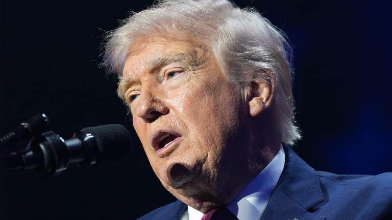 Nic z vás nezbude, hrozí Trump Íránu. Teherán varoval kvůli dohodě, volá po rychlém jednání
