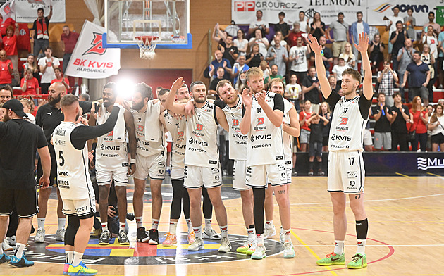 Pardubice přežily, Nymburk vyprovodily s výpraskem. Finále rozhodne sedmý zápas