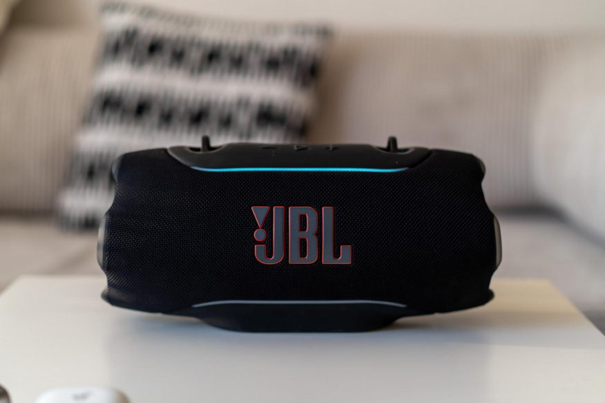 JBL Xtreme 5 recenze: legendární odolný reproduktor je ještě výkonnější a využívá AI