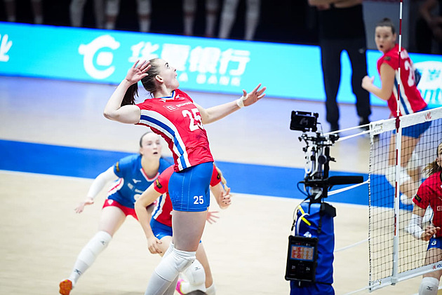 Volejbalistky v Lize národů jasně prohrály s USA, stříbrným týmem olympiády
