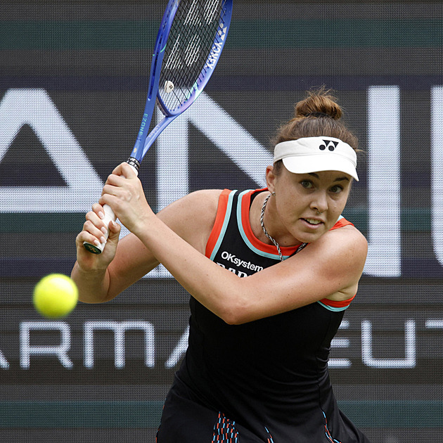 Nosková prošla v Berlíně do čtvrtfinále. V Nottinghamu uspěly Plíšková a Bouzková