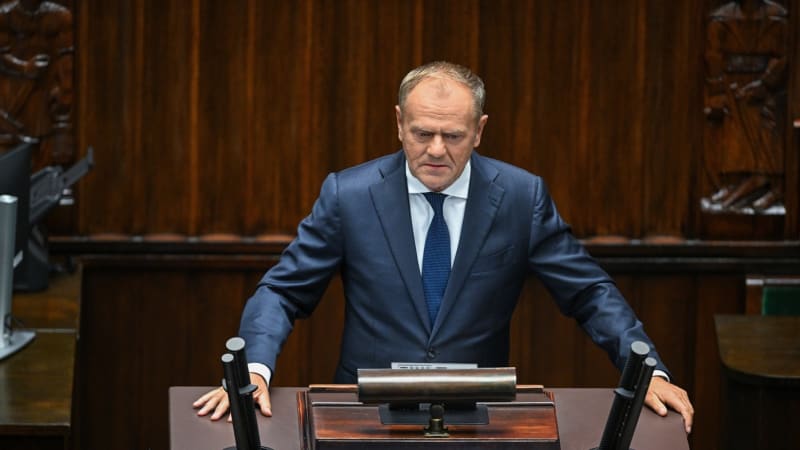Děláte radost Putinovi. Tusk kritizoval polské i ukrajinské diplomaty, spor o ocenění nechápe