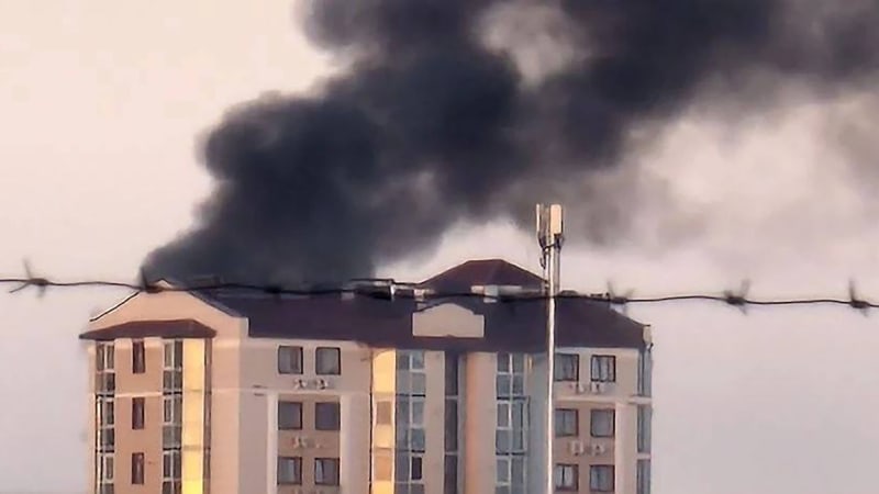 Tvrdý úder Ukrajiny na Krym: Ruské úřady zakázaly prodej paliv, turisté jsou v pasti