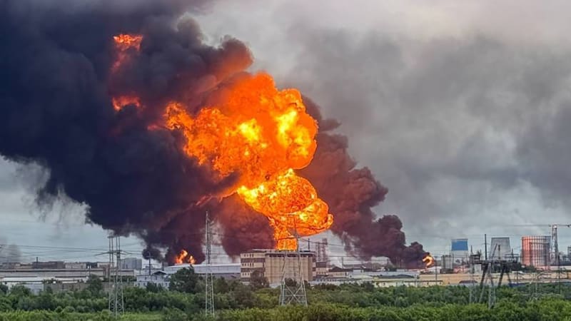 Ukrajina „vypnula“ Krym: Sevastopol je bez proudu, elektrárny hlásí exploze
