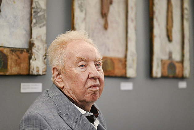 Ve věku 88 let zemřel výtvarník Jaroslav Zapletal, ještě letos vystavoval